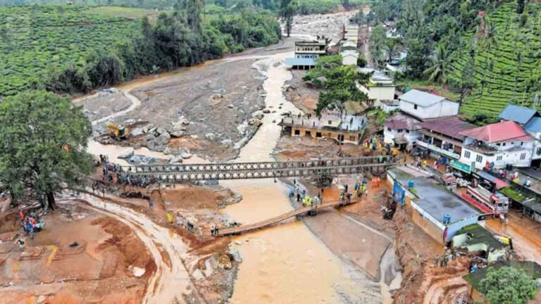 വയനാട്‌ ഉരുൾപൊട്ടലിൽ പൂർണമായും തകർന്ന ചൂരൽമല പാലം കൂടുതൽ ഉറപ്പോടെ പുനർനിർമിക്കും