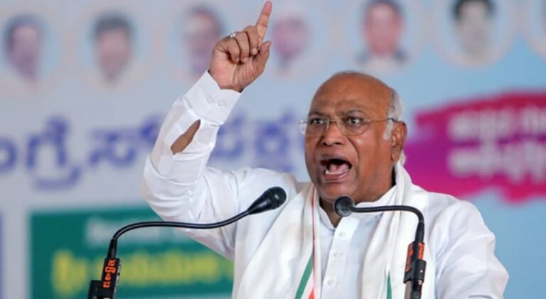 ‘അന്നും ഇന്നും അംബേദ്കറുടെ ശത്രുക്കള്‍’ ; ബിജെപിയെയും പ്രധാനമന്ത്രിയെയും രൂക്ഷമായി വിമര്‍ശിച്ച് മല്ലികാര്‍ജുന്‍ ഖര്‍ഗെ