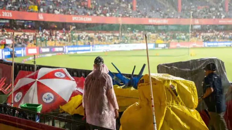 മഴ ചതിച്ചു;റോയൽ ചലഞ്ചേഴ്സ് ബെംഗളൂരു-കൊൽക്കത്ത നൈറ്റ് റൈഡേഴ്സ് മത്സരം ഉപേക്ഷിച്ചു.