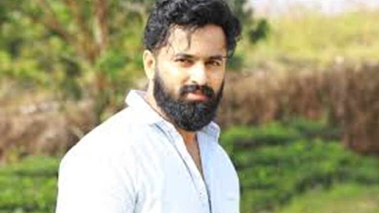  നടൻ ഉണ്ണി മുകുന്ദനെതിരെ പൊലീസിലും ഫെഫ്കയിലും പരാതി നൽകി മാനേജർ 