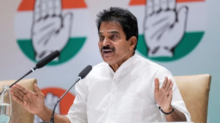 കെ.സി വേണുഗോപാൽ ഇടപെട്ടു, ഡല്‍ഹിയില്‍ അപ്രതീക്ഷിത നീക്കം