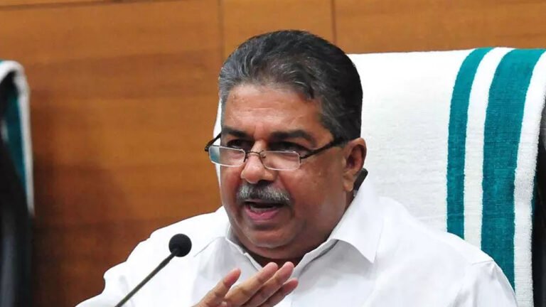 കടലില്‍ നിന്ന് പിടിക്കുന്ന മീന്‍ കഴിക്കാം; ആശങ്കപ്പെടേണ്ട സാഹചര്യമില്ലെന്ന്; സജി ചെറിയാന്‍