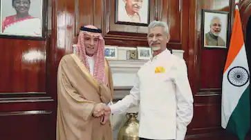 ഇന്ത്യ-പാക് സംഘർഷം, സൗദി മന്ത്രിയുടെ അപ്രതീക്ഷിത ഇന്ത്യൻ സന്ദർശനം, വിദേശകാര്യ മന്ത്രിയുമായി കൂടിക്കാഴ്ച നടത്തി