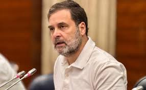 ഭീകര കേന്ദ്രങ്ങള്‍ക്കെതിരായ ആക്രമണം ആരംഭിക്കുന്നതിന് മുമ്പേ പാകിസ്താനെ അറിയിച്ചത് കുറ്റകരമാണെന്ന് ; രാഹുൽ ഗാന്ധി