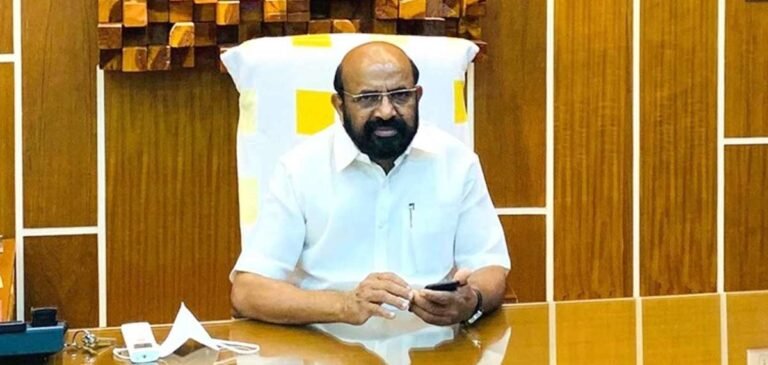 എന്‍ ഭാസുരാംഗന് തിരഞ്ഞെടുപ്പിൽ അവസരം നൽകാൻ ശ്രമം; ക്ഷീര സഹകരണ സംഘം സെക്രട്ടറിയെ സസ്പെൻഡ് ചെയ്തു