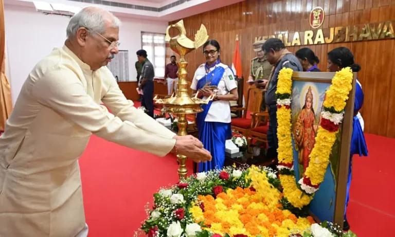 രാജ്ഭവനിലെ പരിപാടികളിൽ നിന്ന് ഭാരതാംബയെ ഒഴിവാക്കുന്ന പ്രശ്നമുദിക്കുന്നില്ലെന്ന് ഗവർണർ