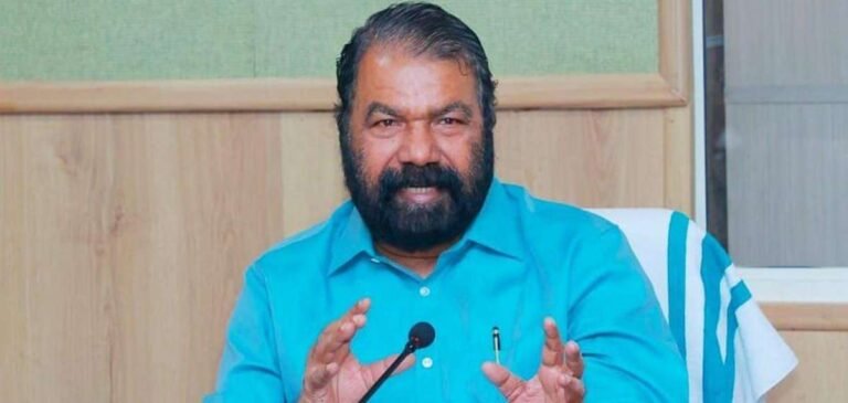 ഗവര്‍ണറുടെ ഭരണഘടനാപരമായ അധികാരങ്ങള്‍ പാഠപുസ്തകങ്ങളില്‍ ഉള്‍പ്പെടുത്താനുള്ള നടപടികള്‍ അതിവേഗത്തിലാക്കി സർക്കാർ