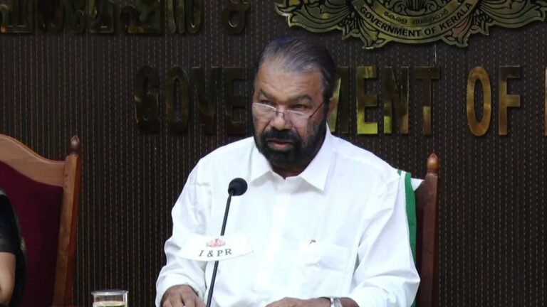സംസ്ഥാനത്തെ  വിദ്യാഭ്യാസ കലണ്ടറില്‍  പ്രവൃത്തിസമയം അരമണിക്കൂർ കൂട്ടുന്നതിൽ മാറ്റമില്ലെന്ന് വിദ്യാഭ്യാസമന്ത്രി