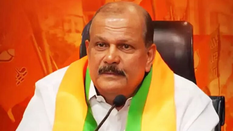 കേരളത്തില്‍ മുസ്‌ലിം അല്ലാത്തവര്‍ക്ക് ജീവിക്കാന്‍ പറ്റാത്ത സ്ഥിതിയായി: വര്‍ഗീയ പരാമര്‍ശവുമായി പിസി ജോര്‍ജ്ജ്
