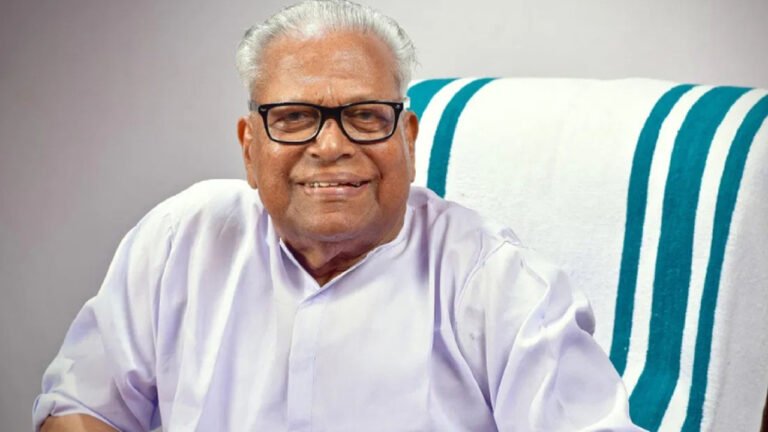 വി. എസ് അച്യുതാനന്ദന്റെ ആരോഗ്യനില ഗുരുതരമായി തുടരുന്നു