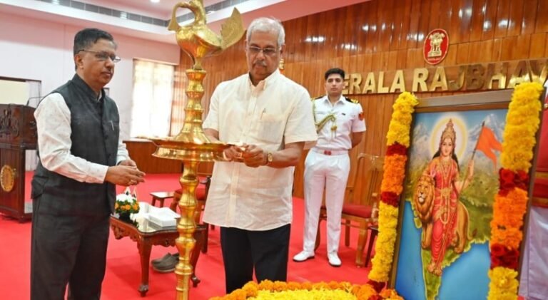 രാജ്ഭവനിലെ പരിസ്ഥിതിദിന ആഘോഷത്തില്‍ നിന്ന് മന്ത്രിമാര്‍ വിട്ടുനിന്നതില്‍ അതൃപ്തി പരസ്യമാക്കി ഗവര്‍ണര്‍